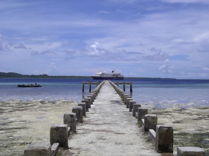 Shore excursions and activities
